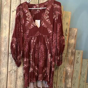 Free People top. Large
